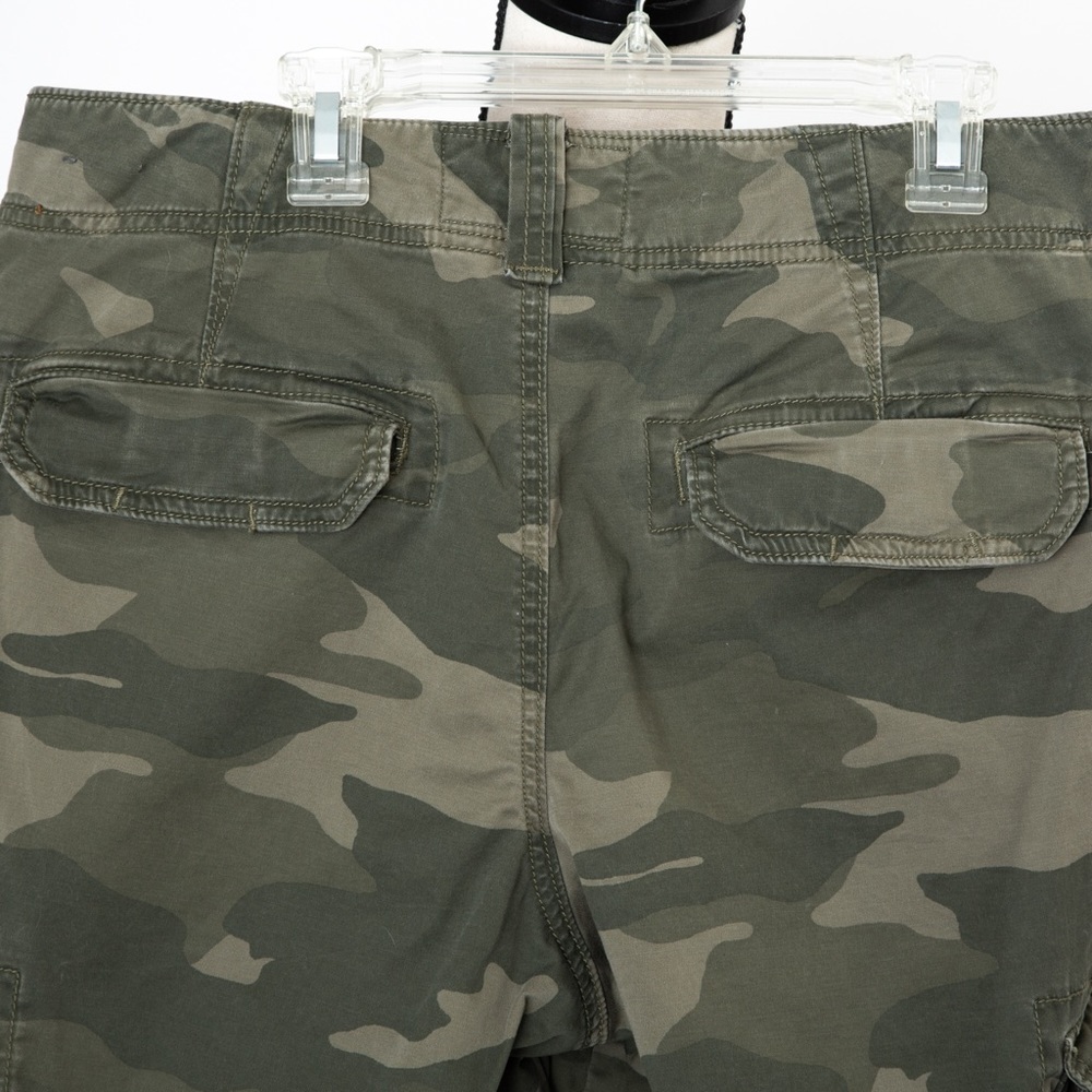 Camouflage cargo style shorts Hollister Cali Longboard Fit Bermuda length 30 - Picture 7 of 11